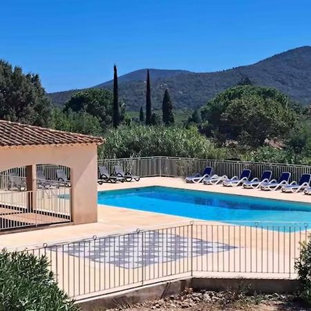Superbe Appartement Avec Piscine Le Plan-de-la-Tour Exterior foto